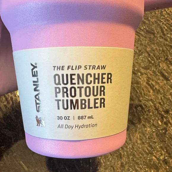 Stanley The FlipStraw Quencher Protour Tumbler- 30oz. Soft Orchid color - Picture 4 of 7